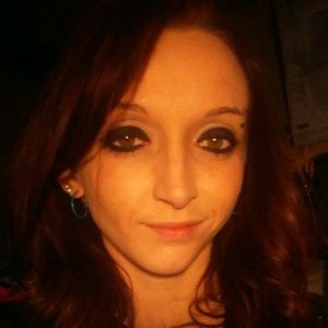 Meet your Posher, Cassandra